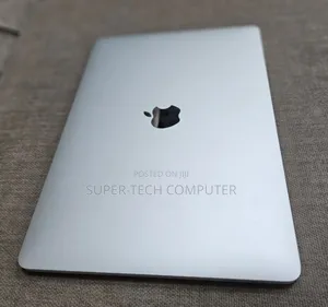 New Laptop Apple MacBook Pro 2017 16GB Intel Core I7 SSD 512GB