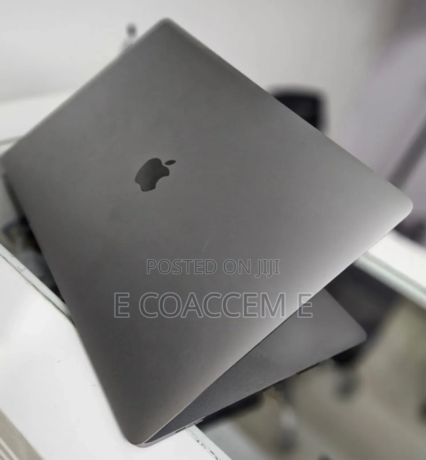 New Laptop Apple MacBook 16GB Intel Core I9 SSD 1T