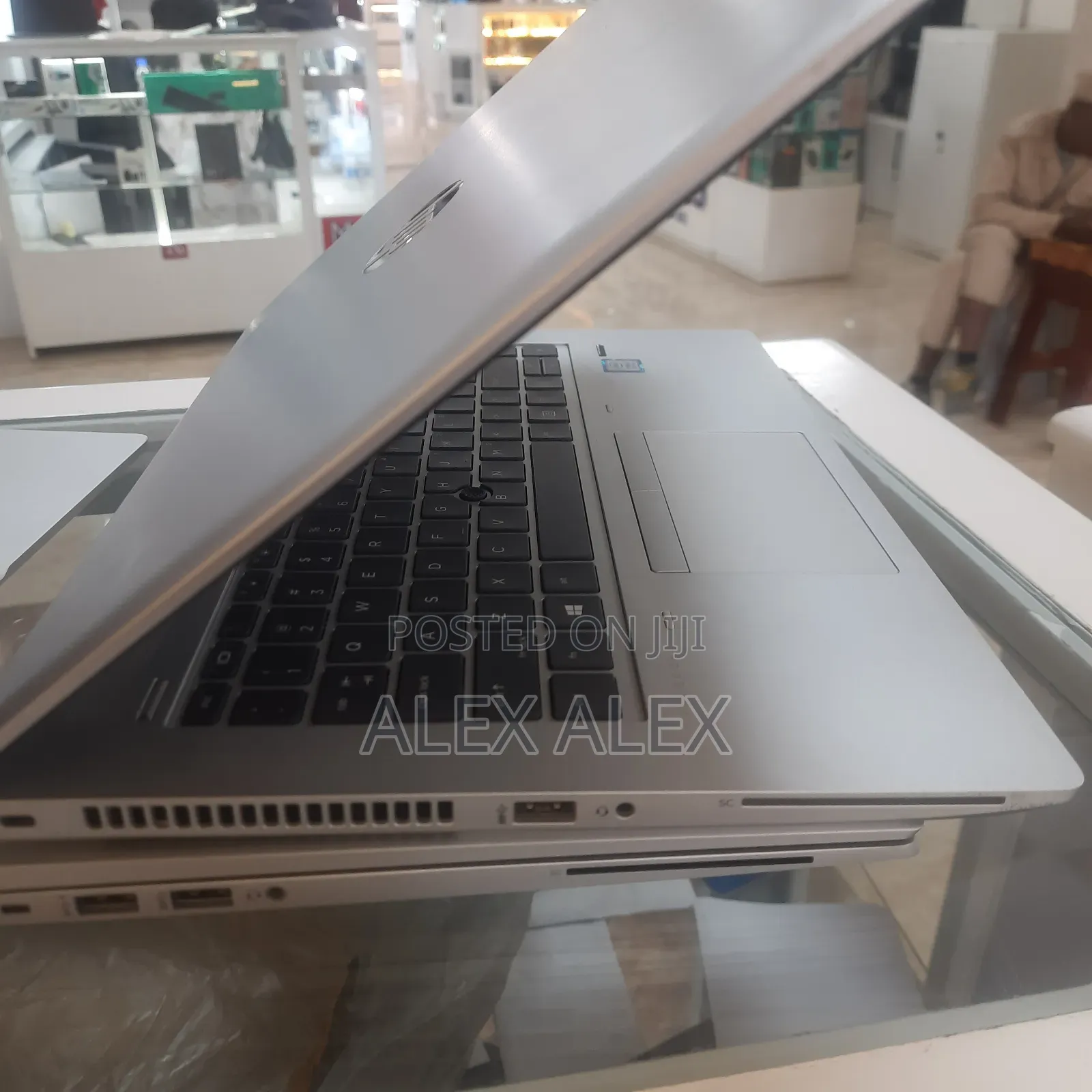 New Laptop HP Pro X2 410 G1 8GB Intel Core I5 SSD 512GB