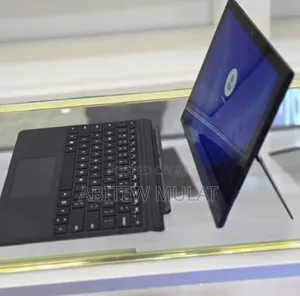 New Laptop Microsoft Surface 16GB Intel Core I7 SSD 256GB