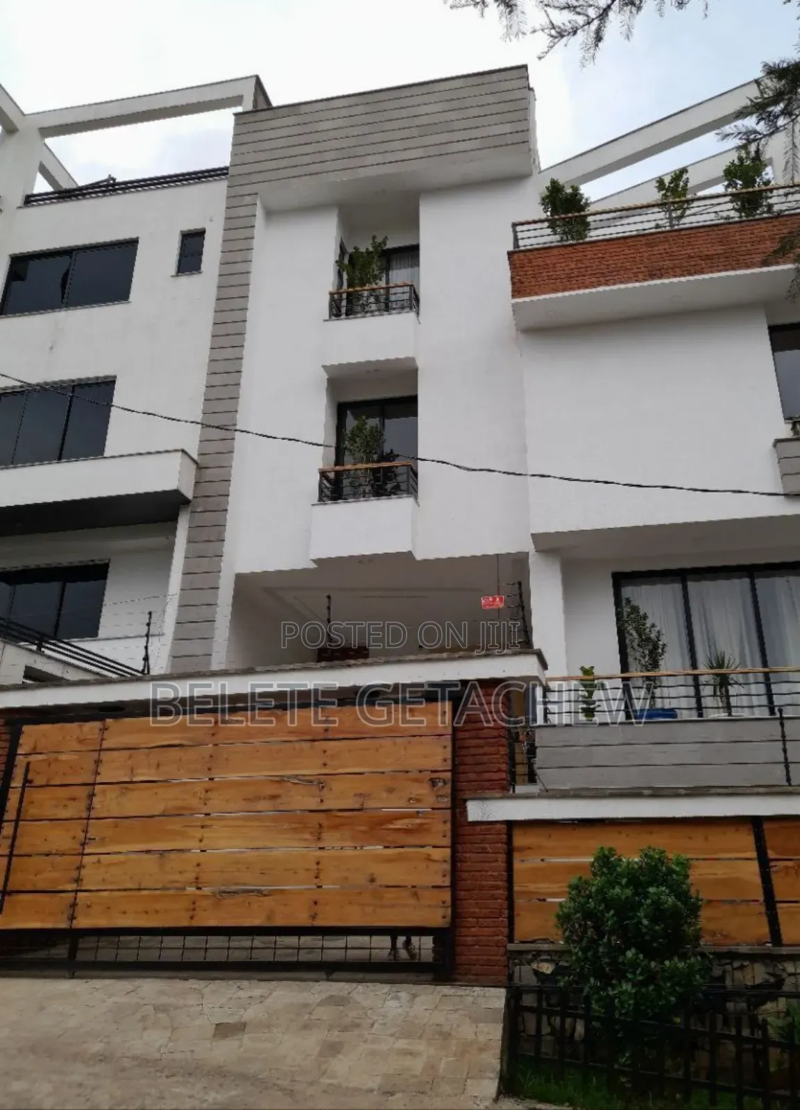 8bdrm House in Ayat, G+2 Luxury, Bole for sale
