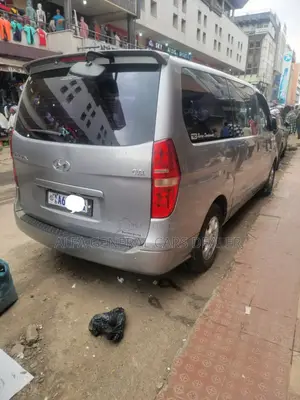 Hyundai Starex 2013 Silver