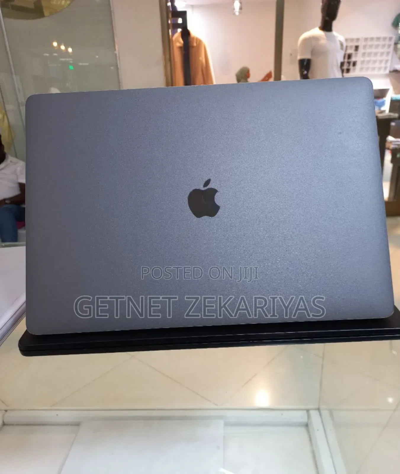 New Laptop Apple MacBook Pro 2016 16GB Intel Core I7 SSD 512GB