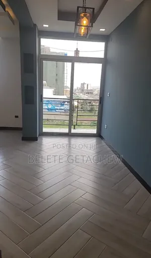 3bdrm Apartment in Ayat Hosea, Bole for sale