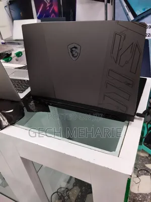 New Laptop MSI Pulse GL76 16GB Intel Core I7 SSD 1T