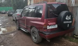 Suzuki Vitara 1993 Red