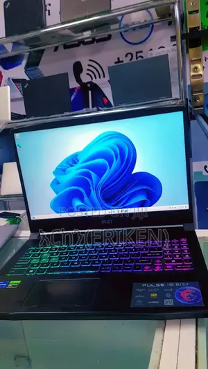 New Laptop MSI Pulse GL76 16GB Intel Core I7 SSD 1T