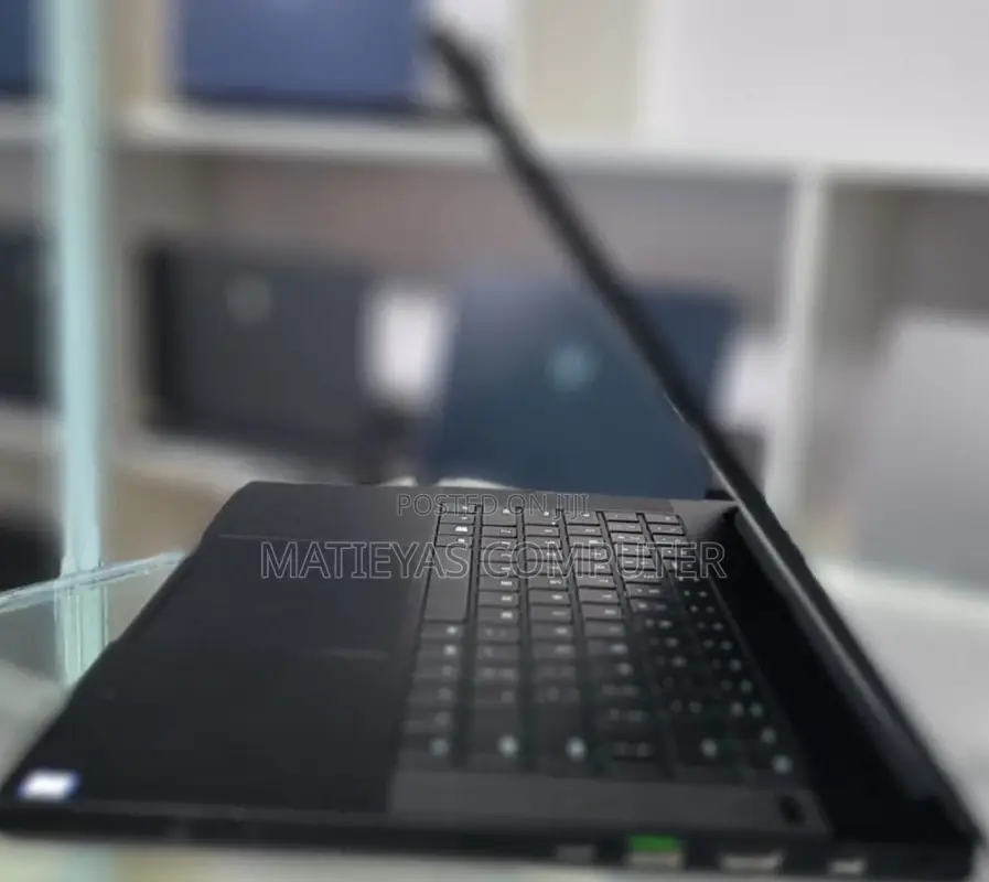 New Laptop Razer Blade 6GB Intel Core I7 SSD 512GB