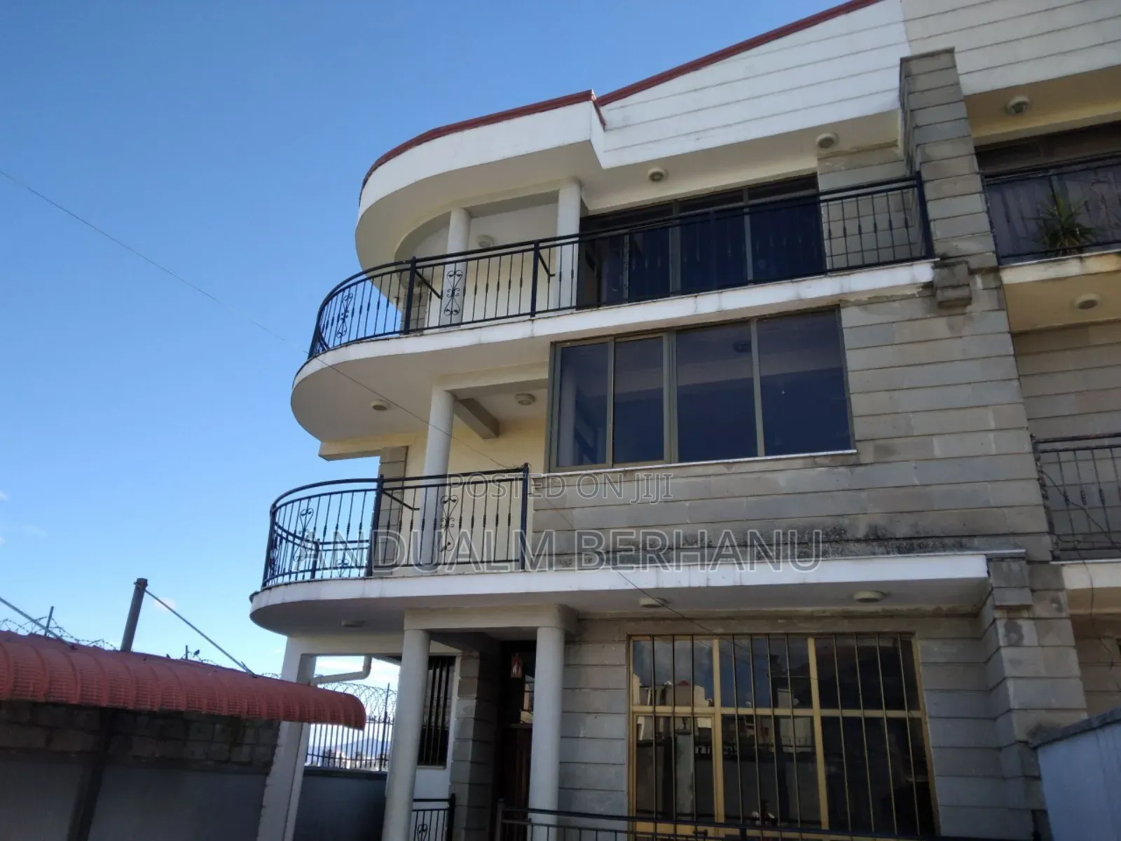 6bdrm Villa in Bole for sale