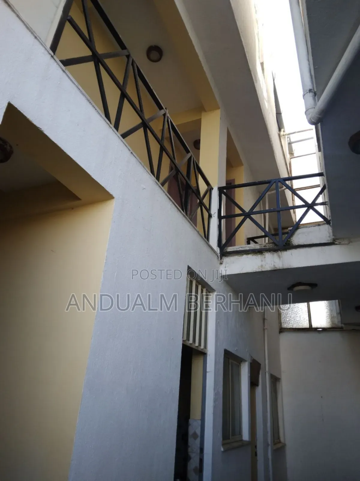 6bdrm Villa in Bole for sale
