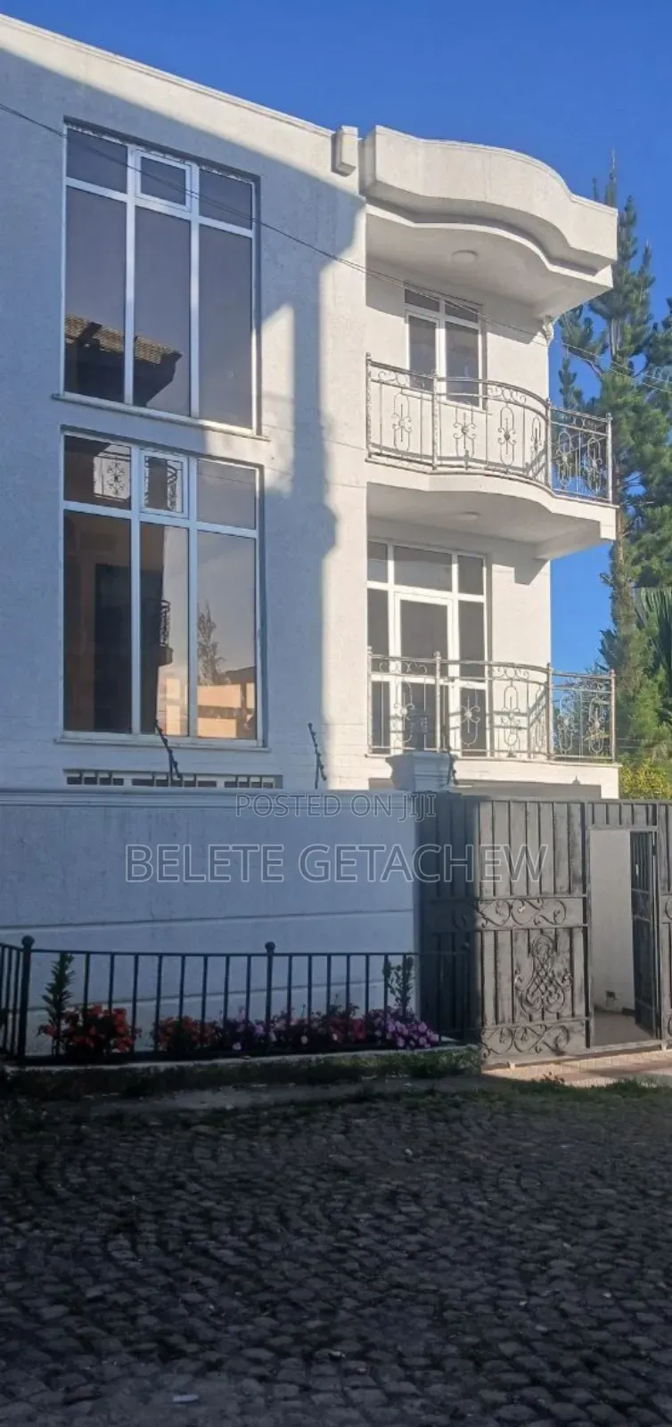 5bdrm House in Semit Fyelbet, G+2, Bole for sale