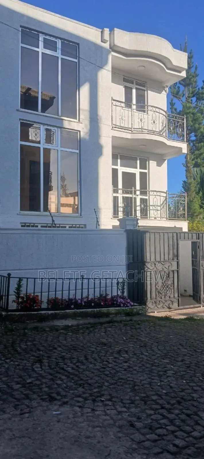 5bdrm House in Semit Fyelbet, G+2, Bole for sale