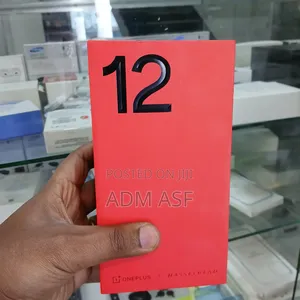 Photo - New OnePlus 12 512 GB Black