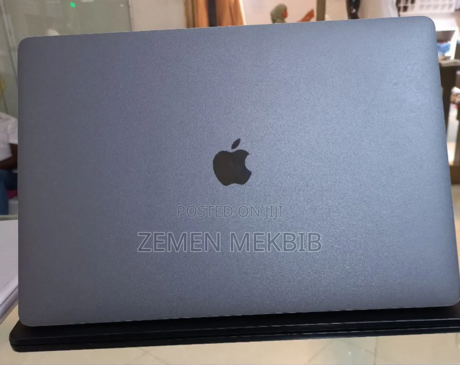 New Laptop Apple MacBook Pro 2016 16GB Intel Core I7 SSD 512GB