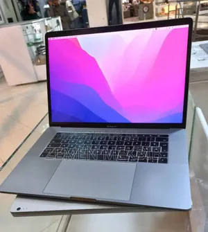 New Laptop Apple MacBook Pro 2016 16GB Intel Core I7 SSD 512GB