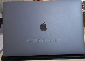 New Laptop Apple MacBook Pro 2015 16GB Intel Core I7 SSD 512GB