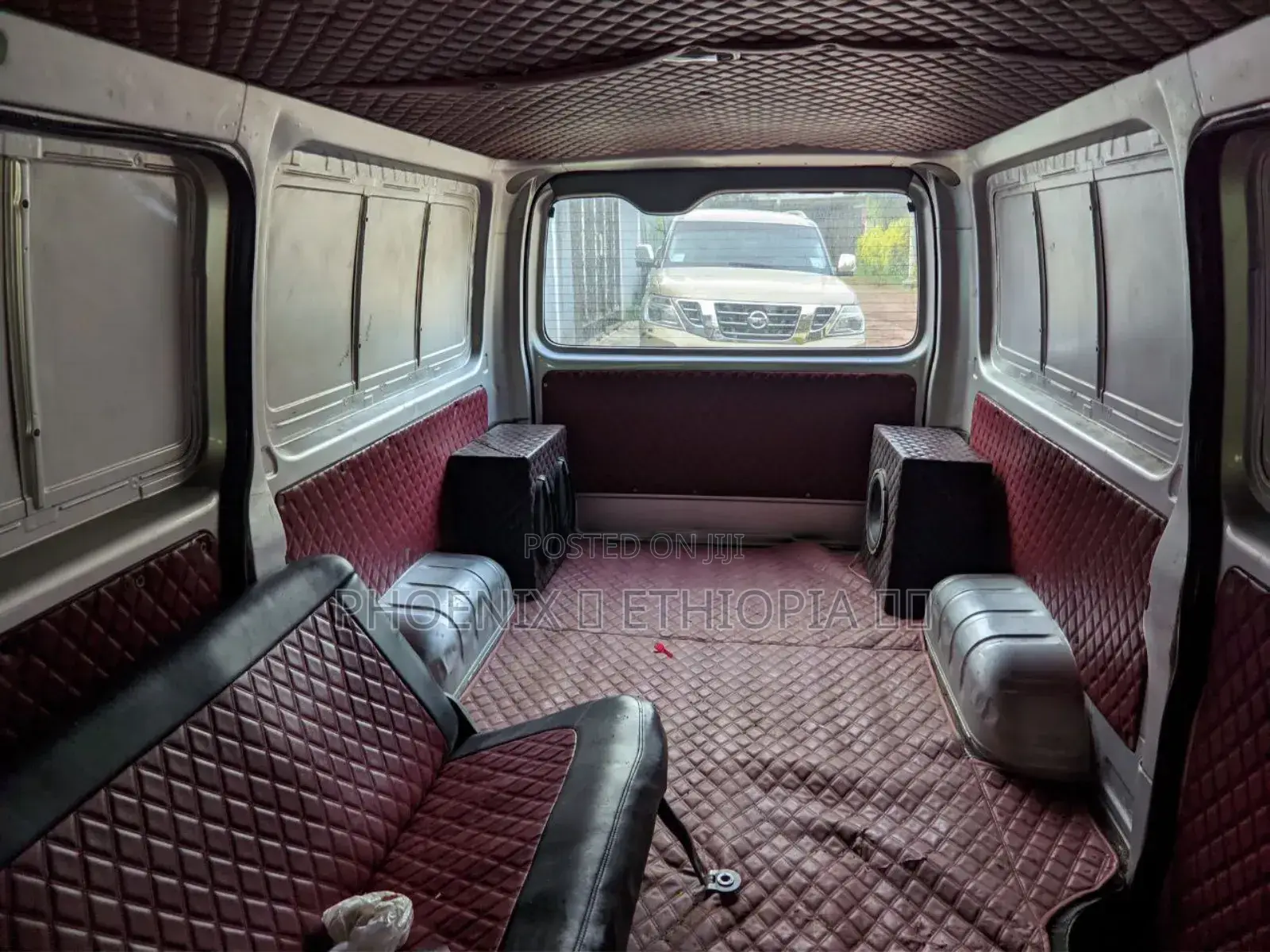 Toyota HiAce 2013