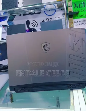 New Laptop MSI Crosshair 15 B12U 16GB Intel Core I7 SSD 1T