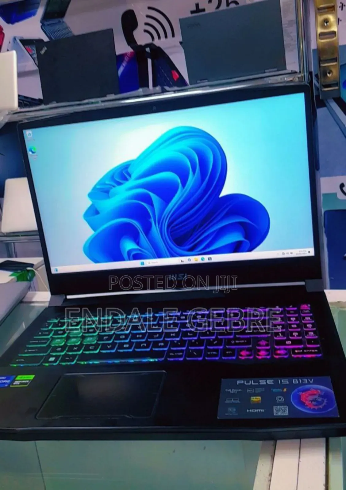 New Laptop MSI Crosshair 15 B12U 16GB Intel Core I7 SSD 1T