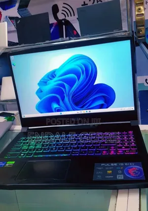 New Laptop MSI Crosshair 15 B12U 16GB Intel Core I7 SSD 1T