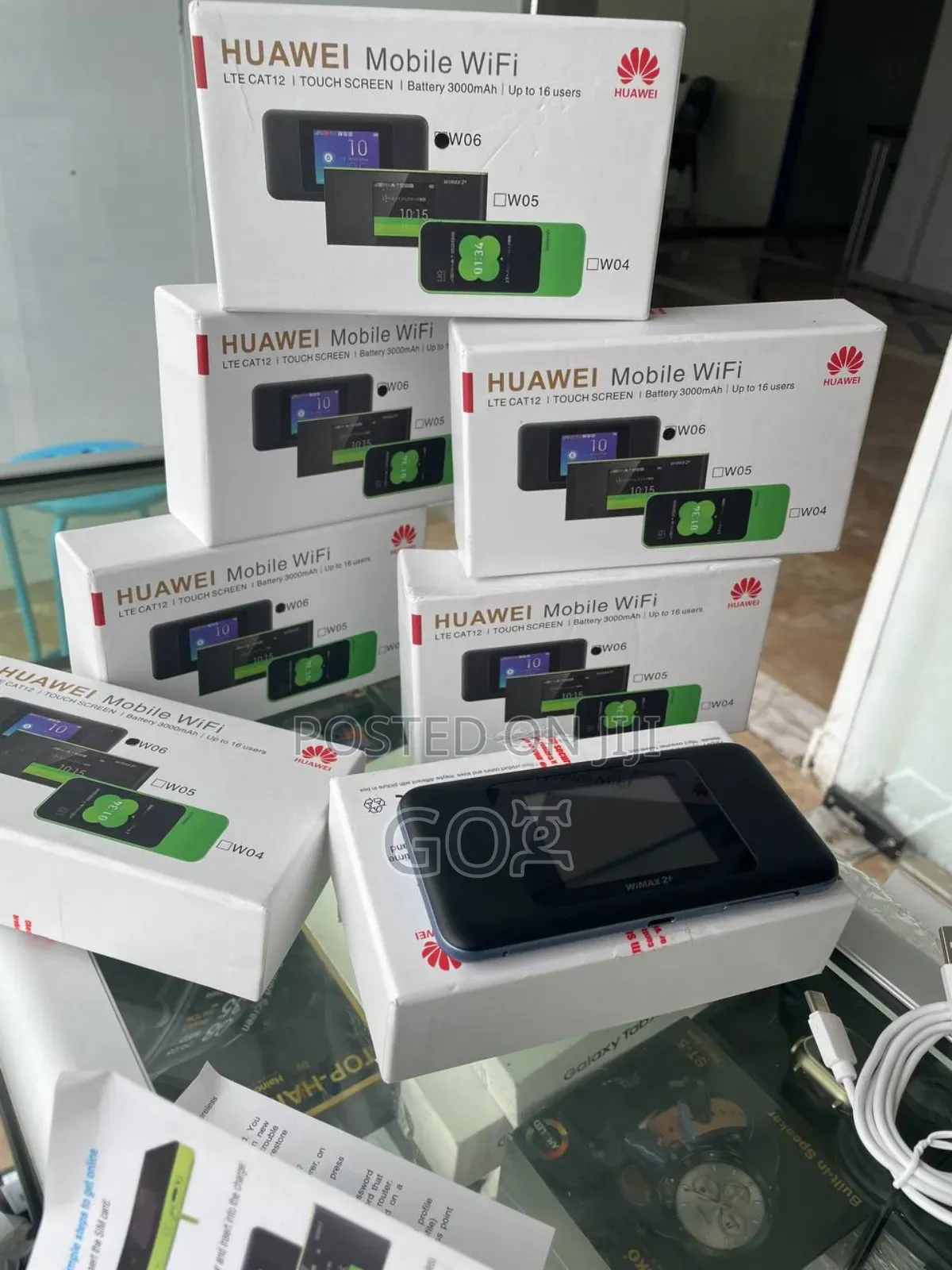 Huawei Touch Screen Portable Wireless Router