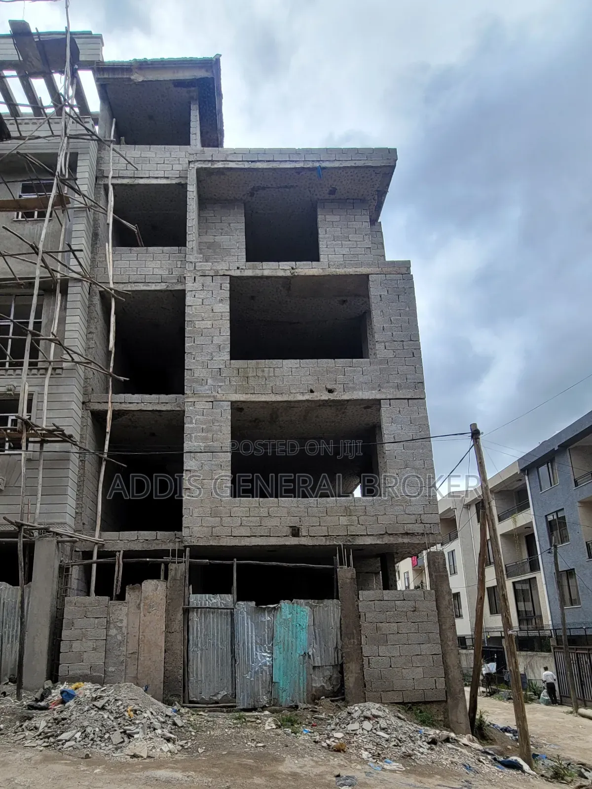 6bdrm House in ሀይሌ ጋርመንት, Nifas Silk-Lafto for sale