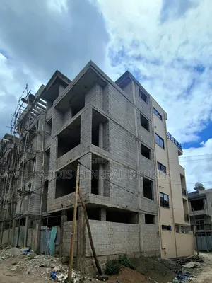 Photo - 6bdrm House in ሀይሌ ጋርመንት, Nifas Silk-Lafto for sale