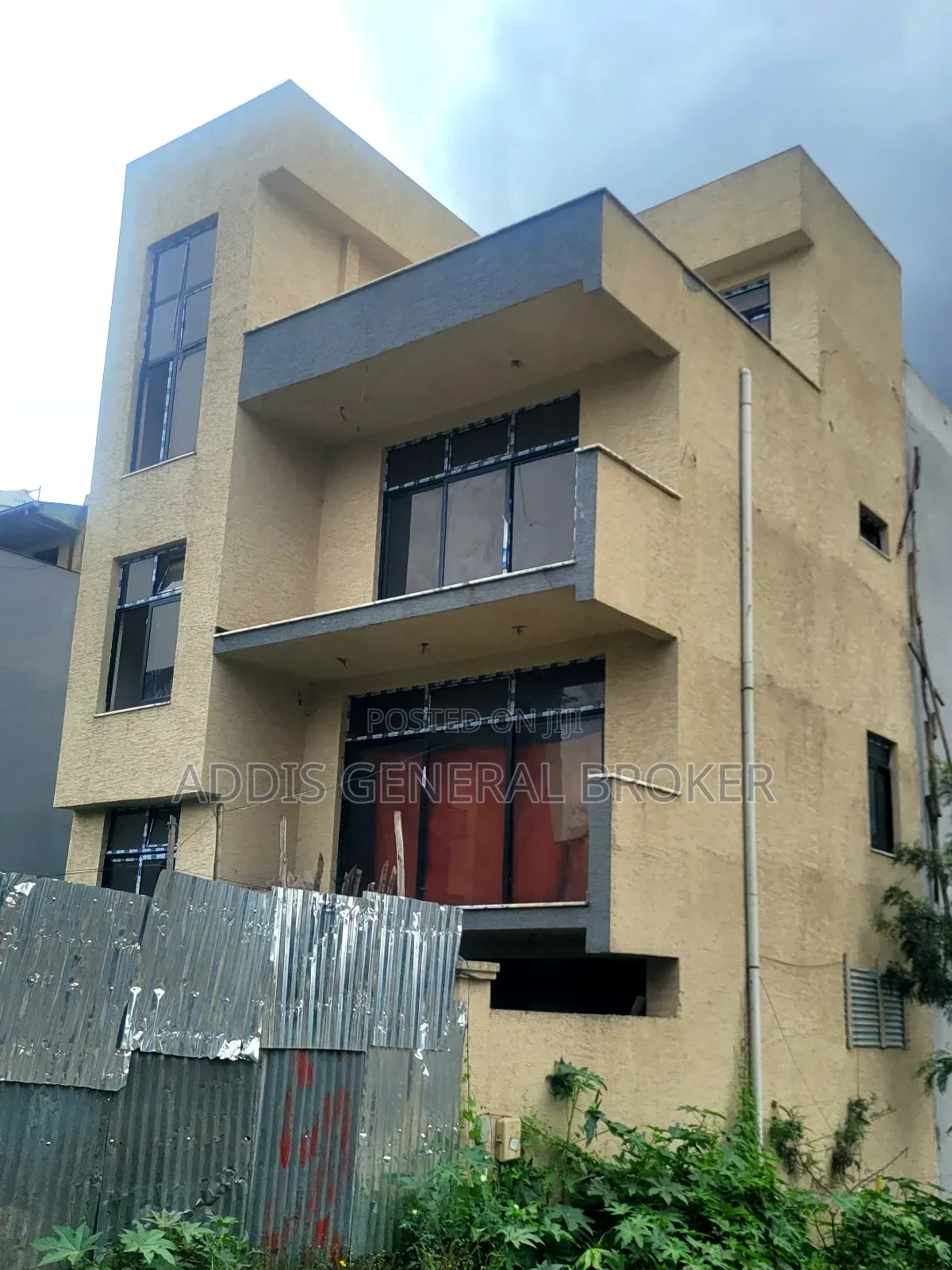 5bdrm House in Haile Garment, Nifas Silk-Lafto for sale