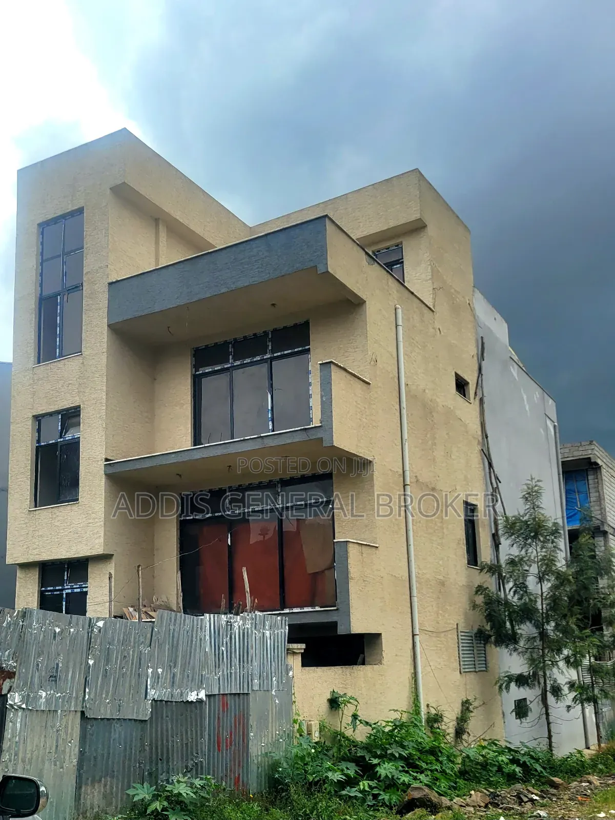 5bdrm House in Haile Garment, Nifas Silk-Lafto for sale