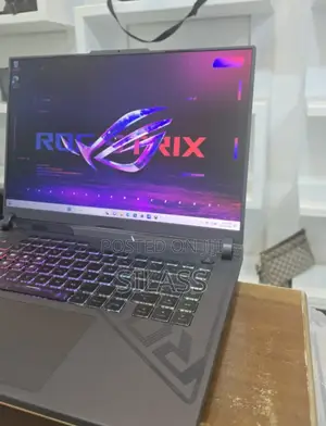 New Laptop Asus ROG Strix G15 16GB Intel Core I7 SSD 1T