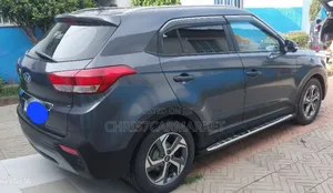 Photo - Hyundai Creta 2020 Gray