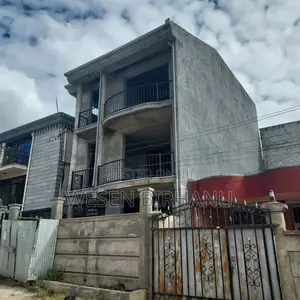 6bdrm House in G+2 ቤት ነው, Bole for sale