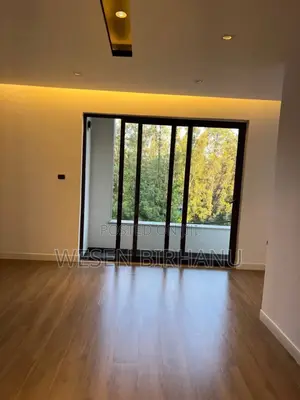 8bdrm House in G+2 ቤት, Bole for sale