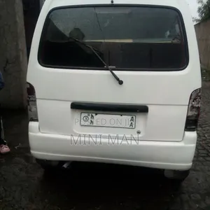 Suzuki Every Wagon 2002 White