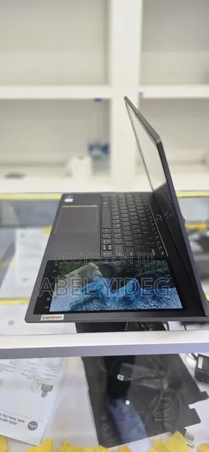 New Laptop Lenovo ThinkBook 15 16GB Intel Core I7 SSD 512GB