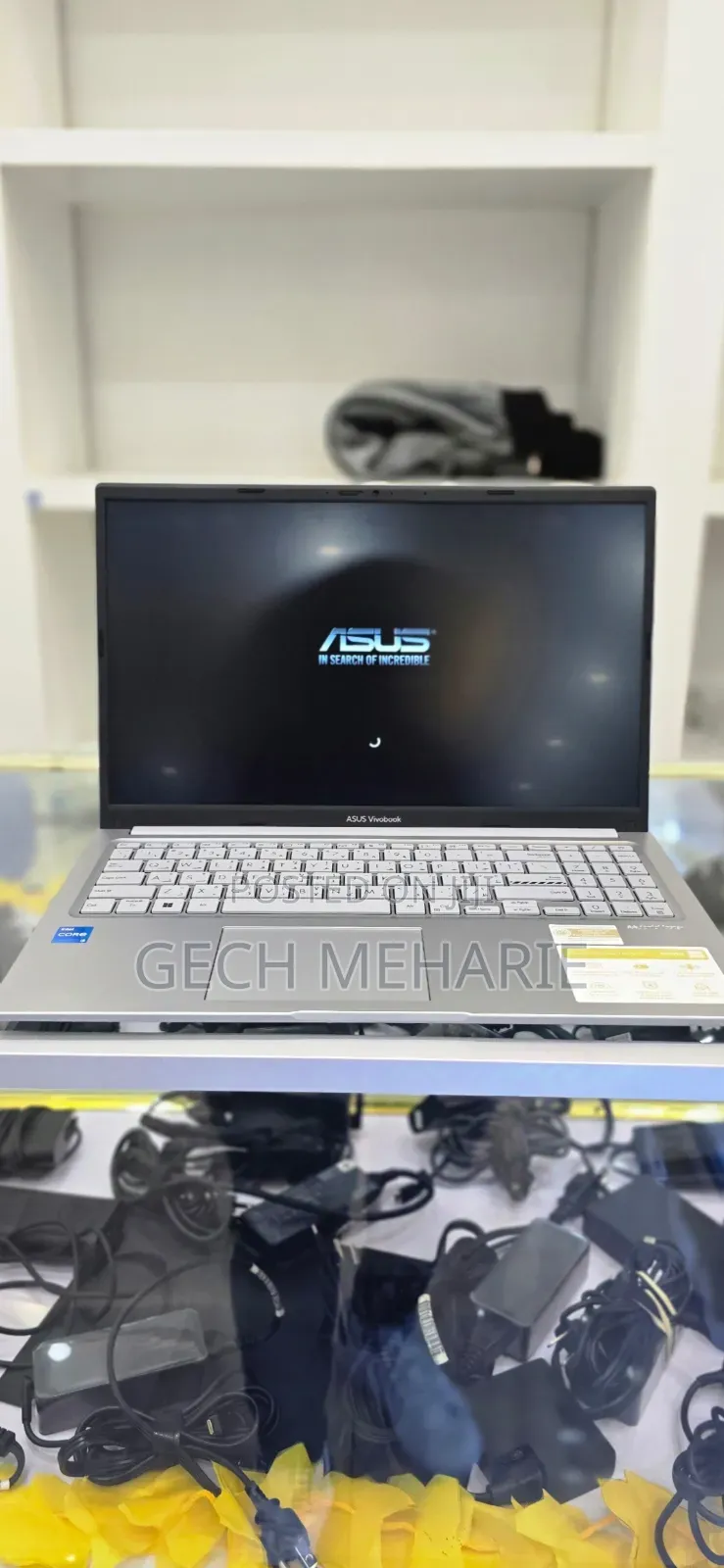 New Laptop Asus VivoBook 15 X505BA 8GB Intel Core I5 SSD 512GB