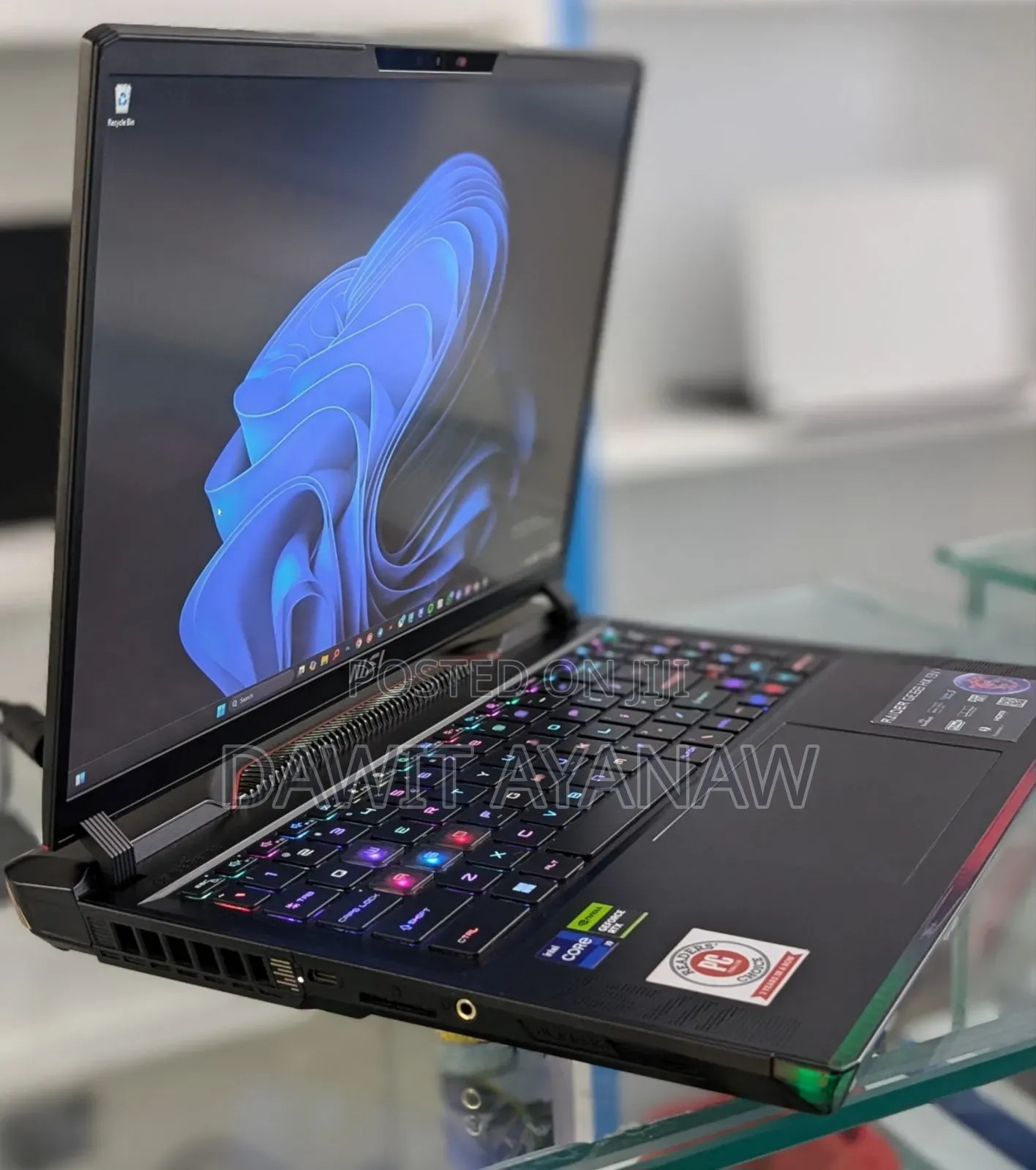 New Laptop MSI 16GB Intel Core I9 SSD 32GB