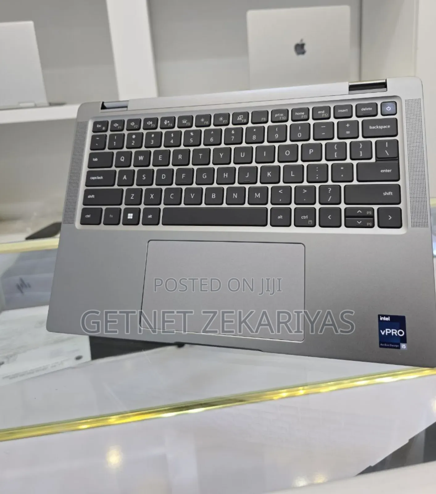 New Laptop Dell Latitude 13 3380 16GB Intel Core I5 SSD 256GB