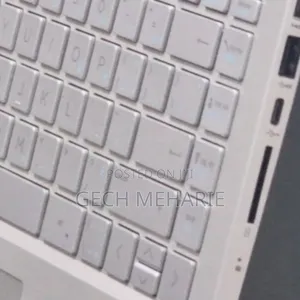 New Laptop HP Pavilion X360 8GB Intel Core I7 SSD 256GB