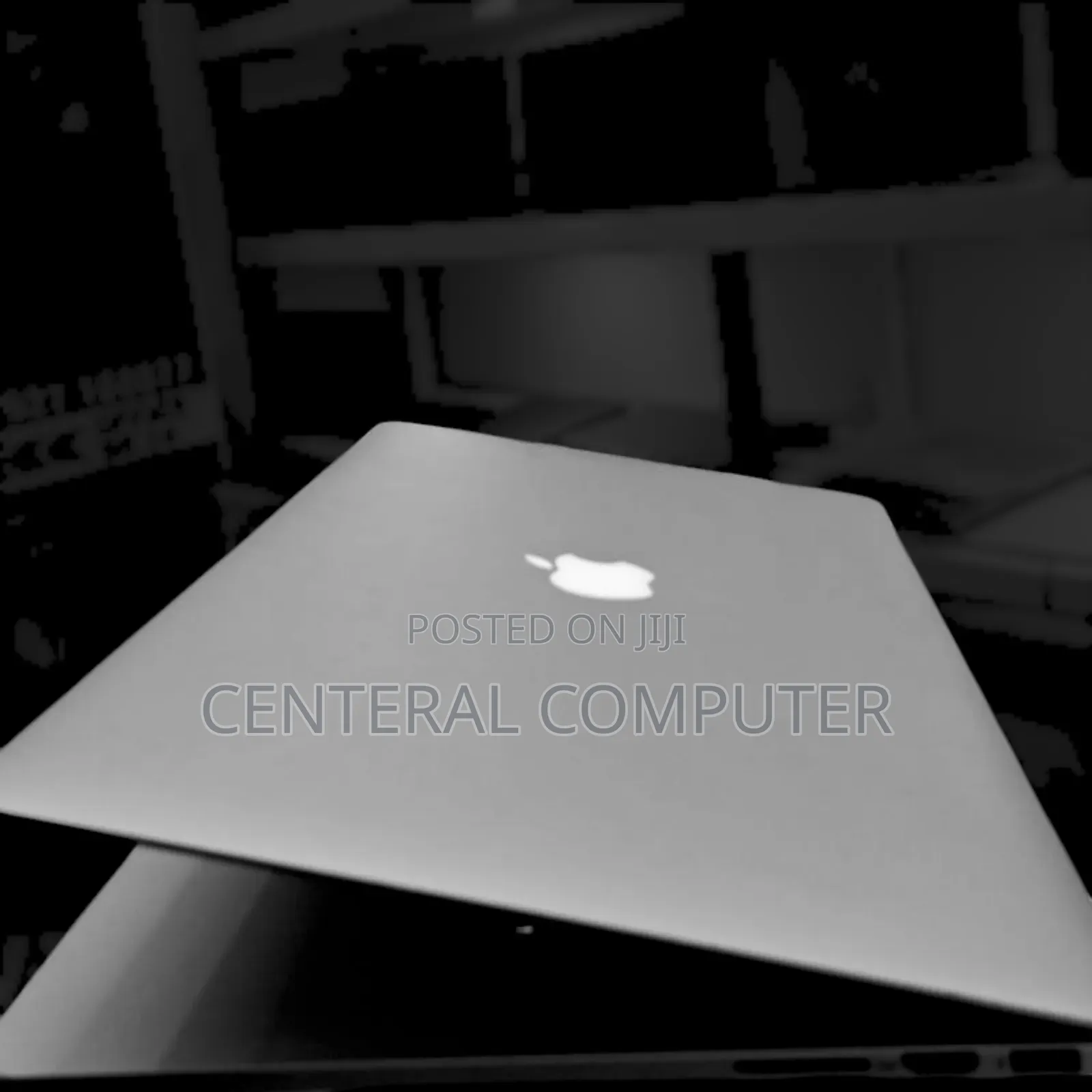 New Laptop Apple MacBook Pro 2015 16GB Intel Core I7 SSD 256GB