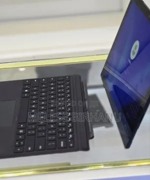 New Laptop Microsoft Surface Pro 7 16GB Intel Core I7 SSD 256GB