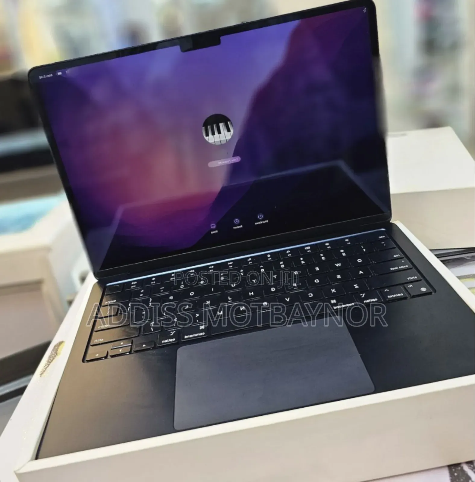 New Laptop Apple MacBook Air 8GB Apple M2 SSD 256GB