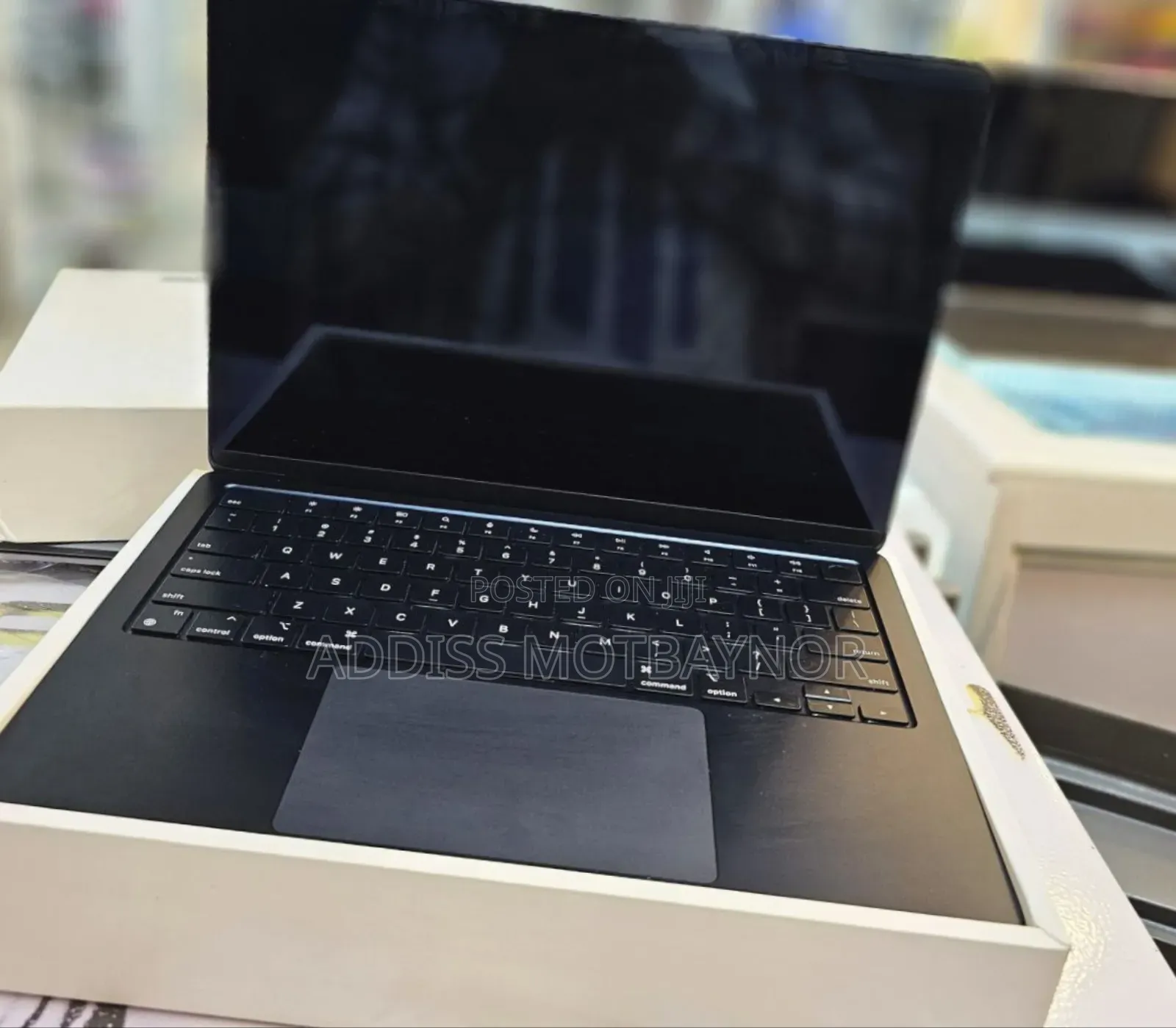 New Laptop Apple MacBook Air 8GB Apple M2 SSD 256GB