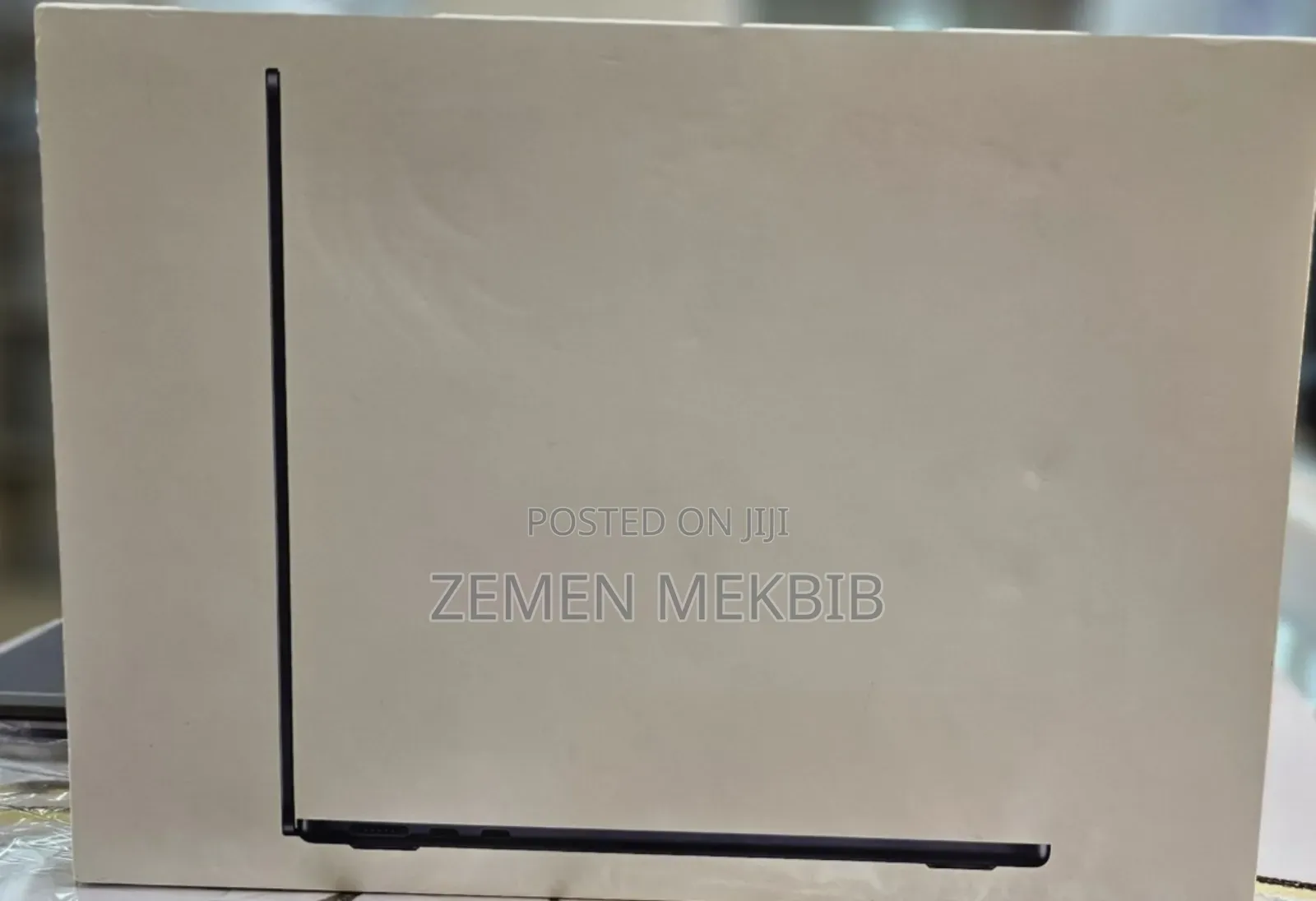 New Laptop Apple MacBook Air 2022 M2 8GB SSD 256GB