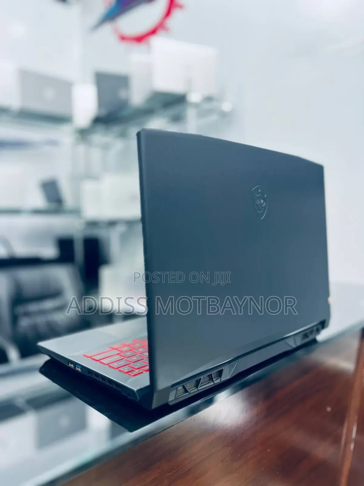 New Laptop MSI GF63 16GB Intel Core I7 SSD 512GB