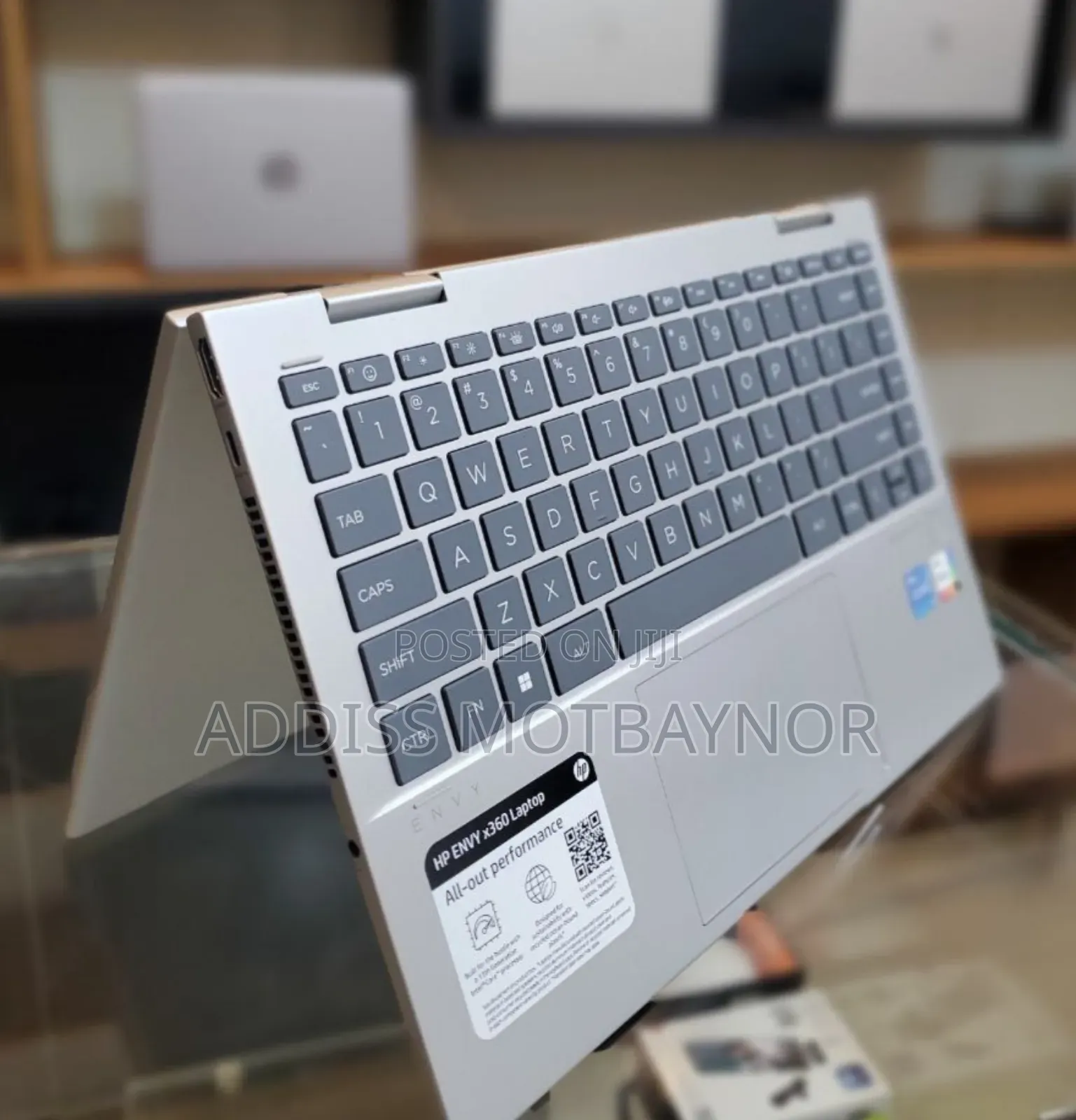 New Laptop HP Envy X360 8GB Intel Core I5 SSD 512GB