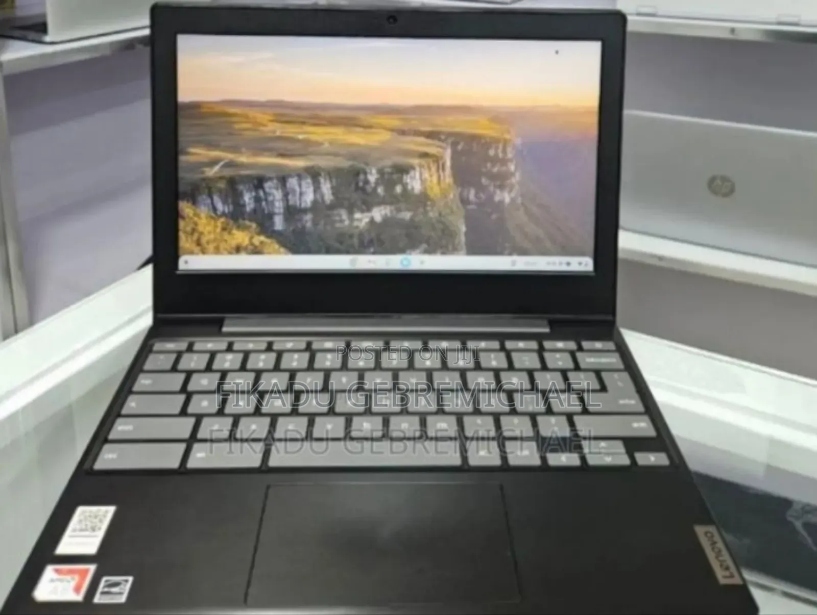 New Laptop Lenovo Chromebook C330 4GB AMD A6 SSD 32GB