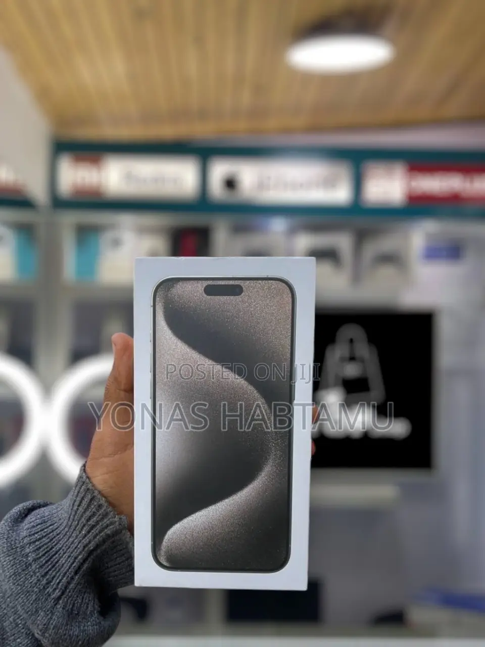 New Apple iPhone 15 Pro Max 256 GB