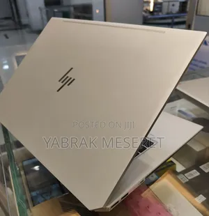 Photo - New Laptop HP 8GB Intel Core I5 SSD 512GB