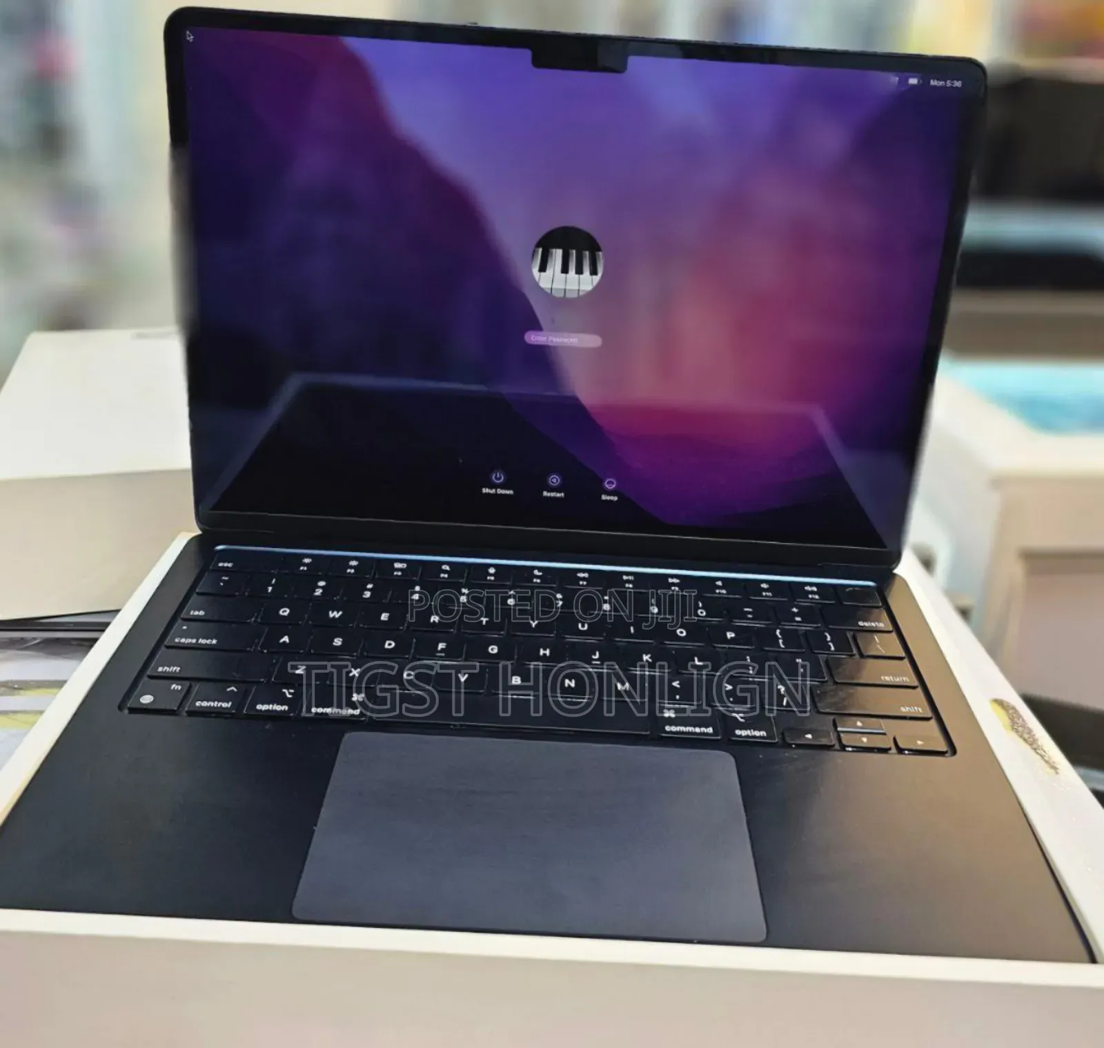 New Laptop Apple MacBook Air 8GB Apple M2 SSD 256GB